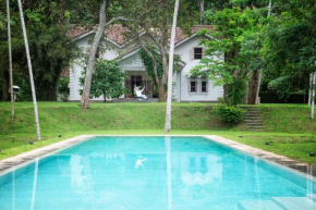  Siri Wedamadura Villa  Mirissa
